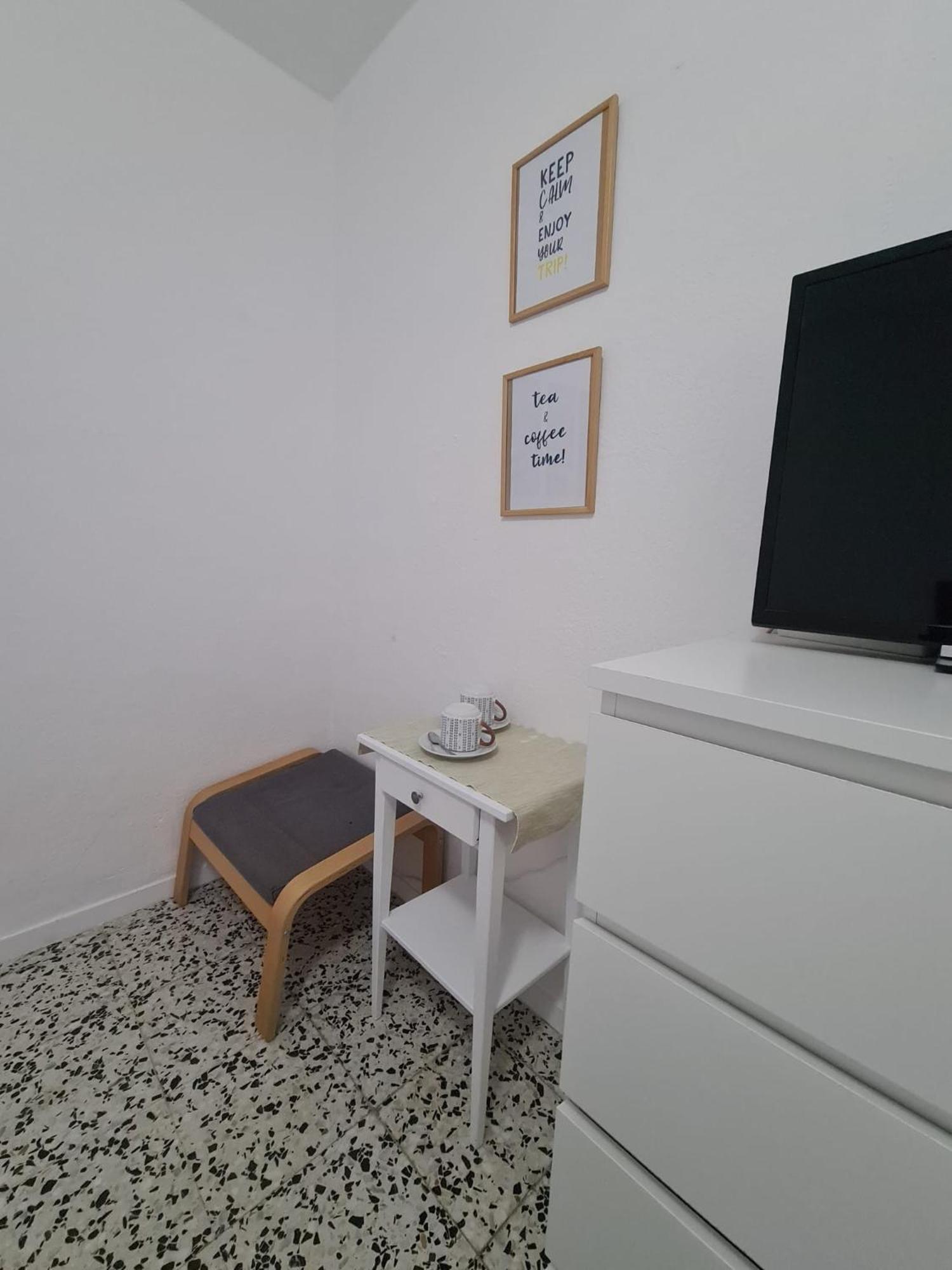 Eeb Private Room Habitacion Privada En Piso Compartido La Laguna  Kültér fotó